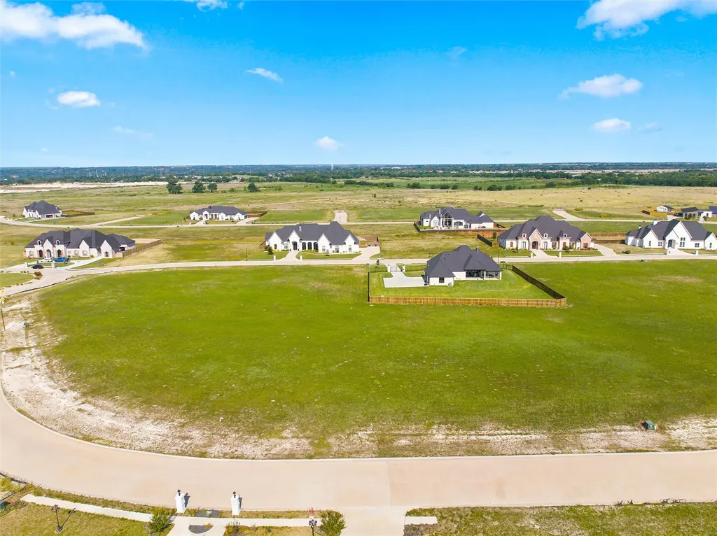 115 Yellow Rose Street Lorena TX 76655