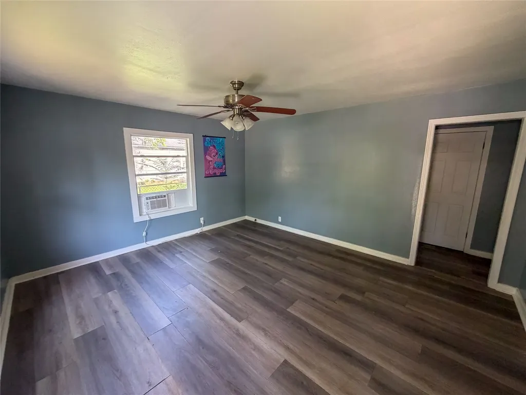 627 E Woodard Street Denison TX 75021