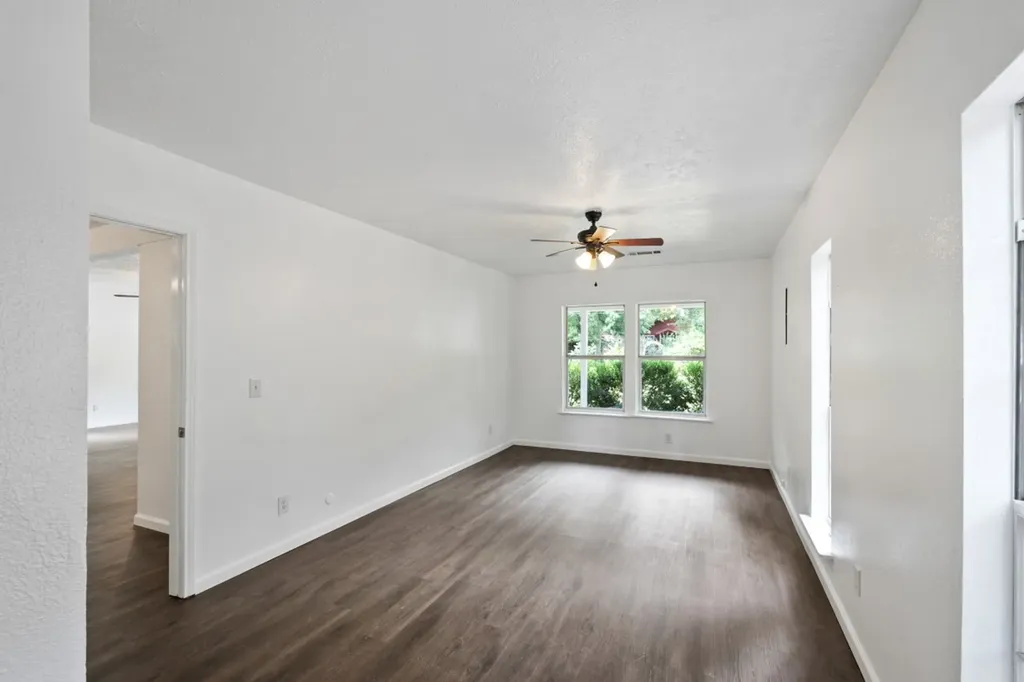 14224 Daniel Boone Lane Log Cabin TX 75148