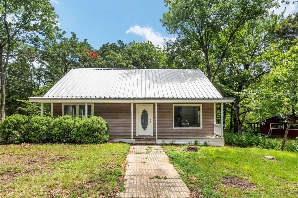 14224 Daniel Boone Lane Log Cabin TX 75148