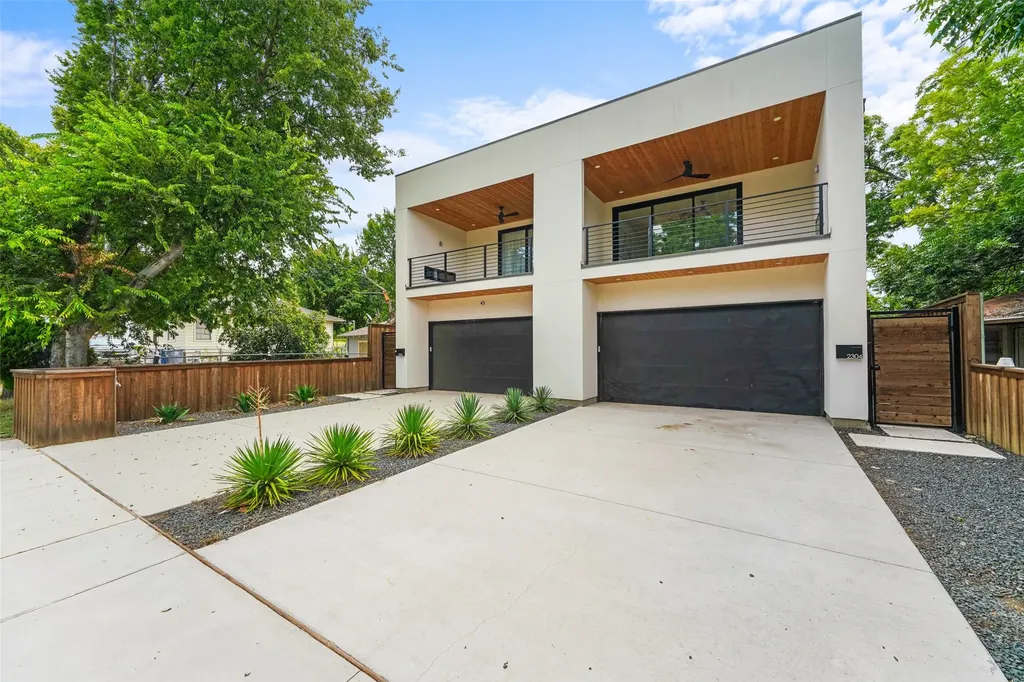 2304 Hondo Dallas TX 75219