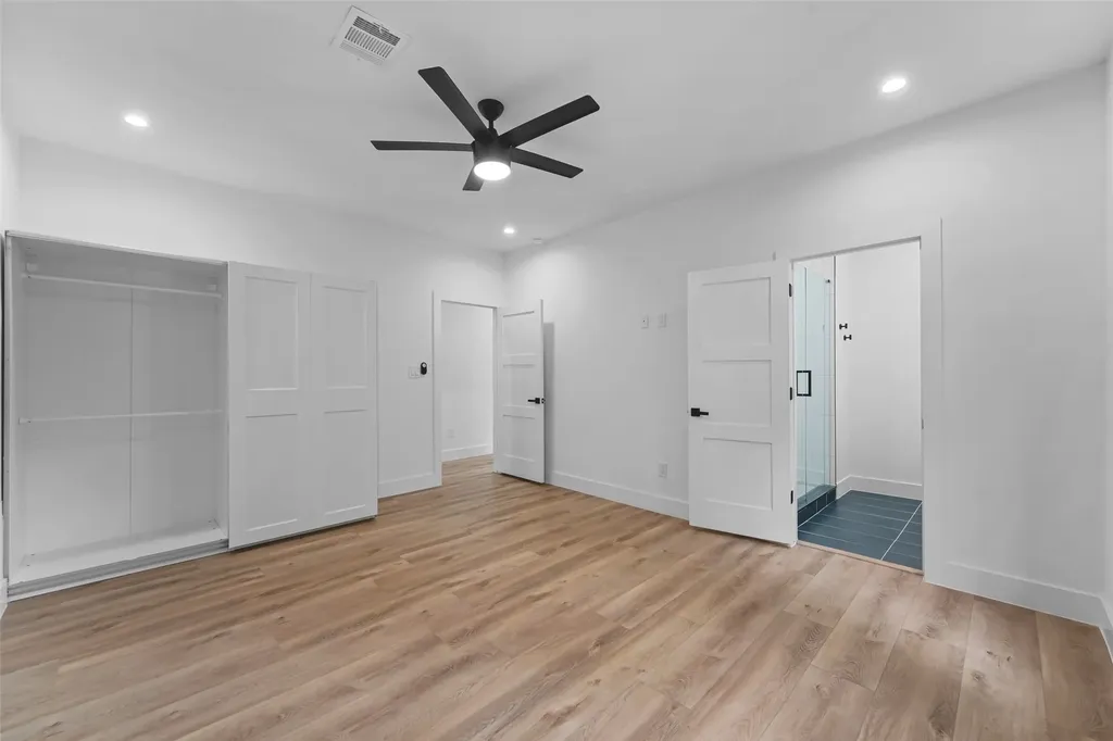 2304 Hondo Dallas TX 75219