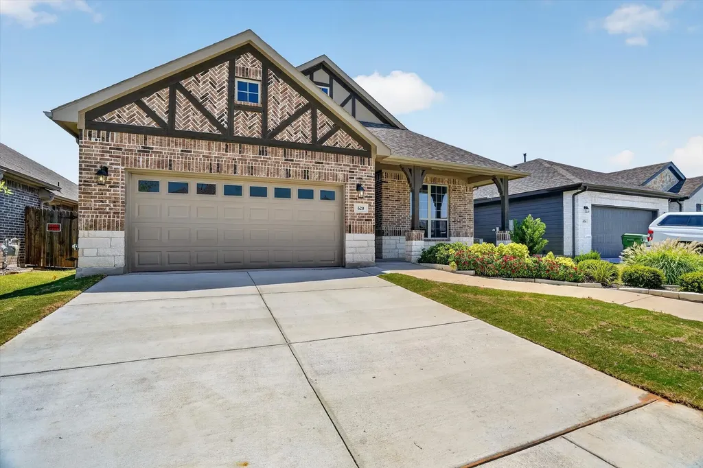 620 Godley Godley TX 76044