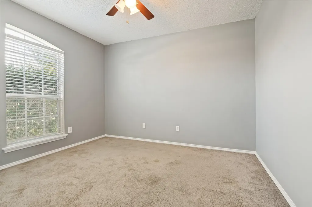 330 Mesquite Hill Drive Arlington TX 76002