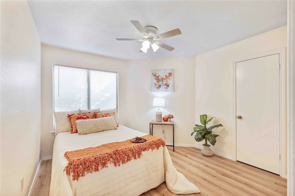 2310 Balsam Drive Arlington TX 76006