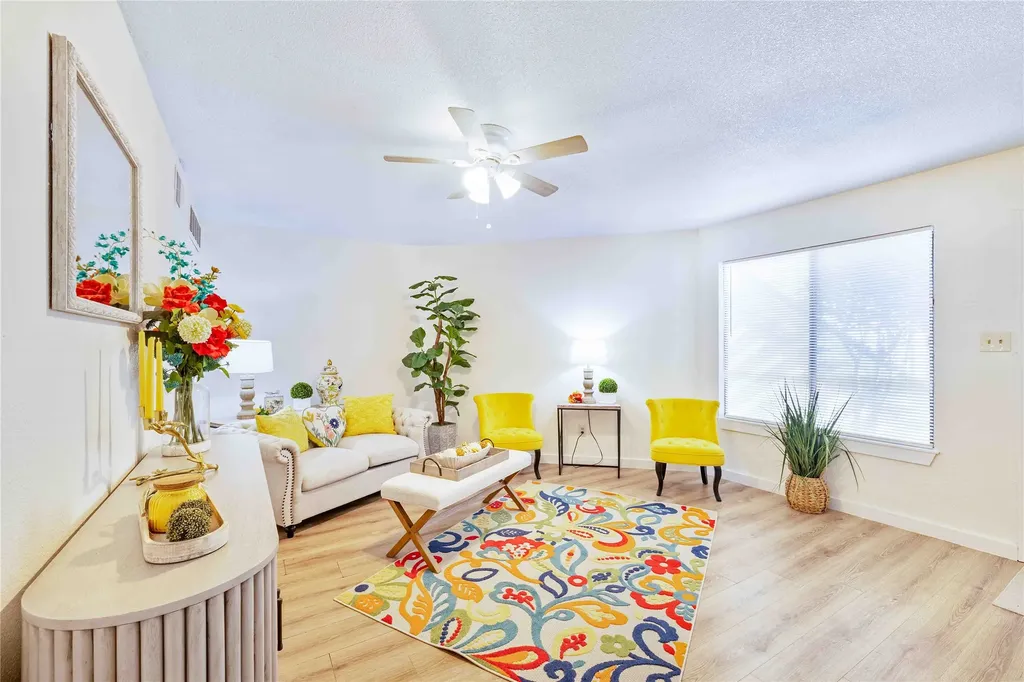2310 Balsam Drive Arlington TX 76006