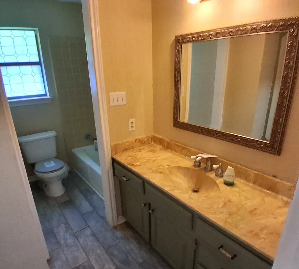 319 Jamie Way Greenville TX 75402