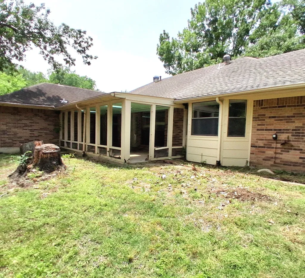 319 Jamie Way Greenville TX 75402