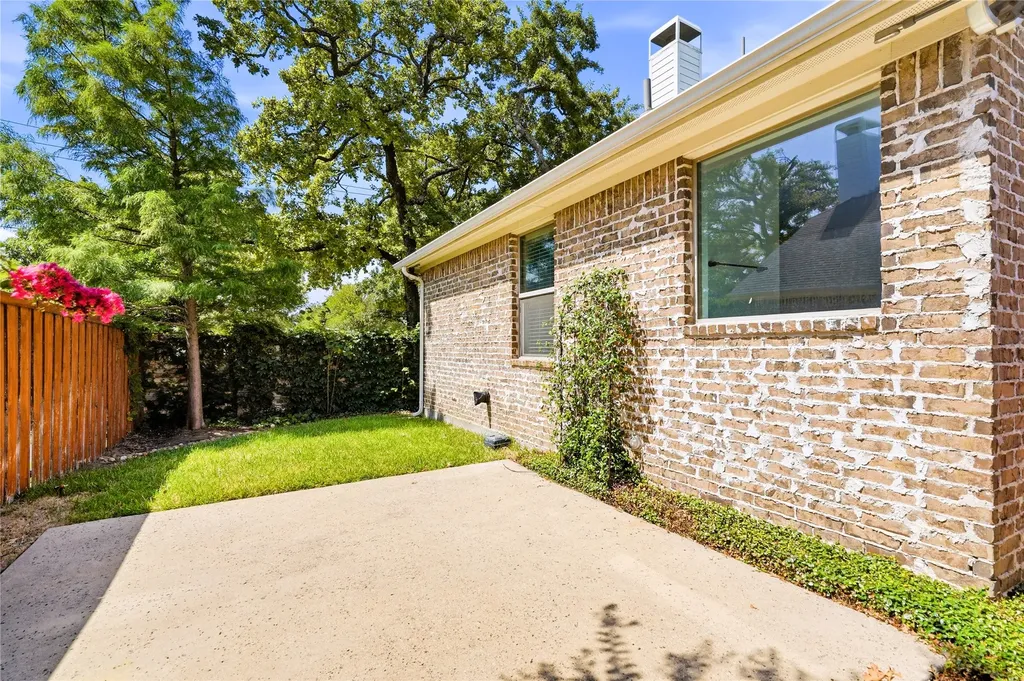 704 Davinci Court Coppell TX 75019