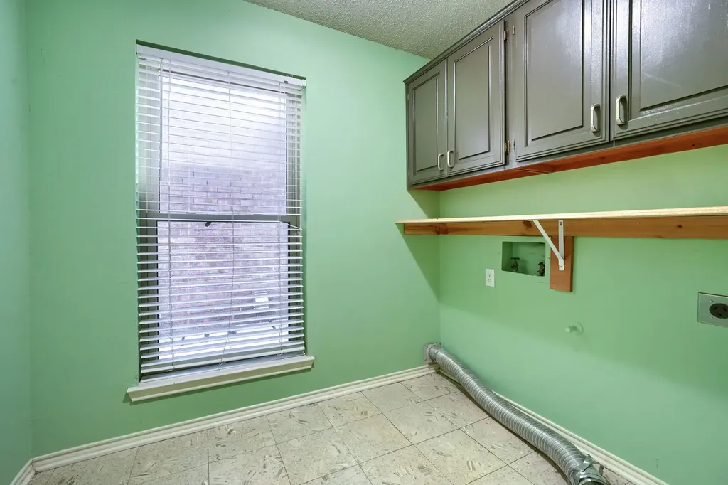 507 Briarcliff Drive Garland TX 75043