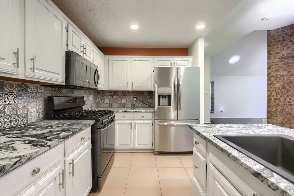 507 Briarcliff Drive Garland TX 75043