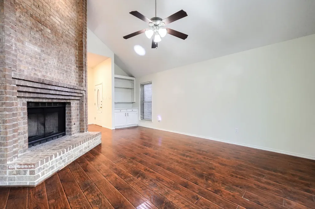 507 Briarcliff Drive Garland TX 75043