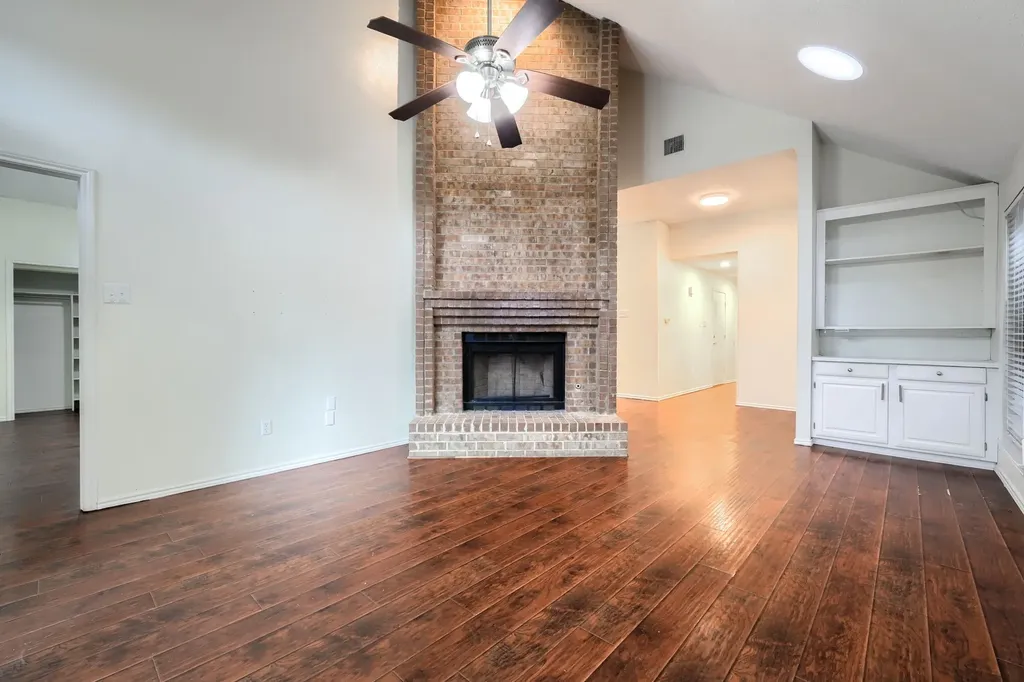 507 Briarcliff Drive Garland TX 75043