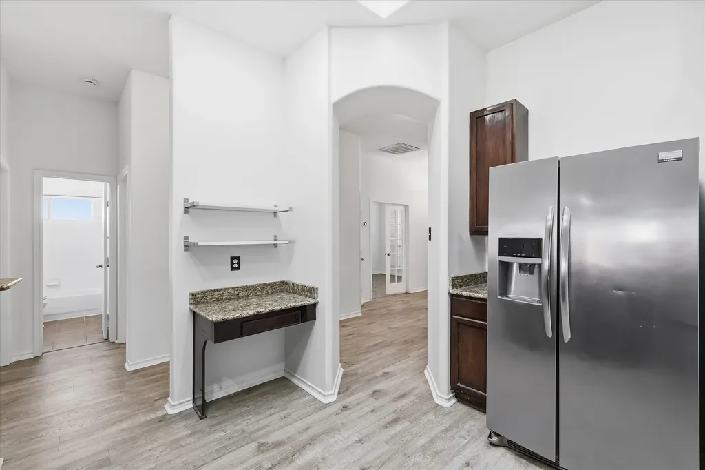 5625 Overland Drive The Colony TX 75056