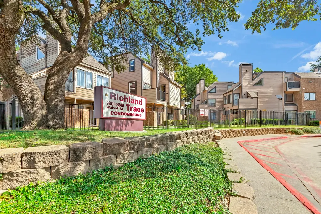 9829 Walnut Street Dallas TX 75243