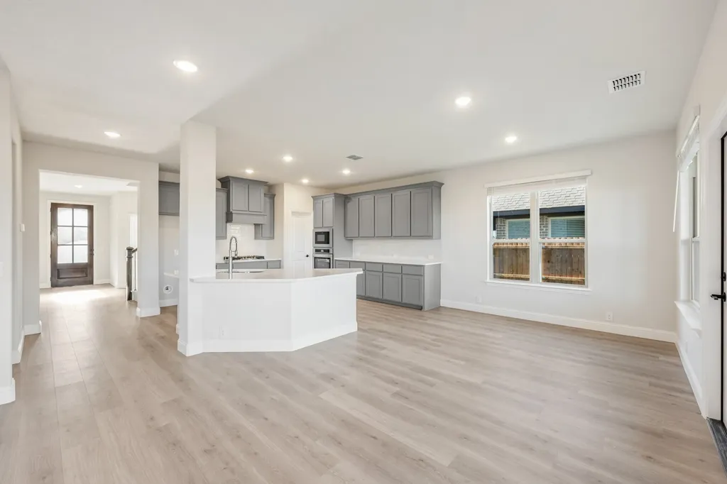 1024 River Oaks Drive Godley TX 76044