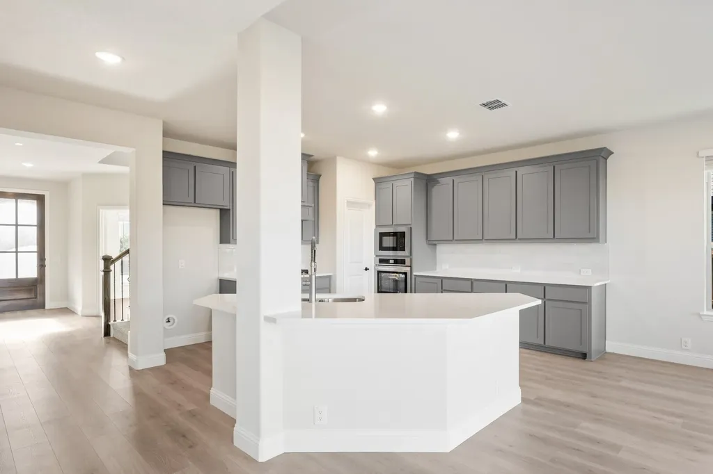 1024 River Oaks Drive Godley TX 76044