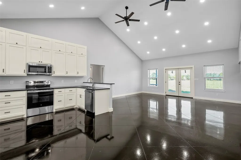 611 Talbert Ranch Road China Spring TX 76633