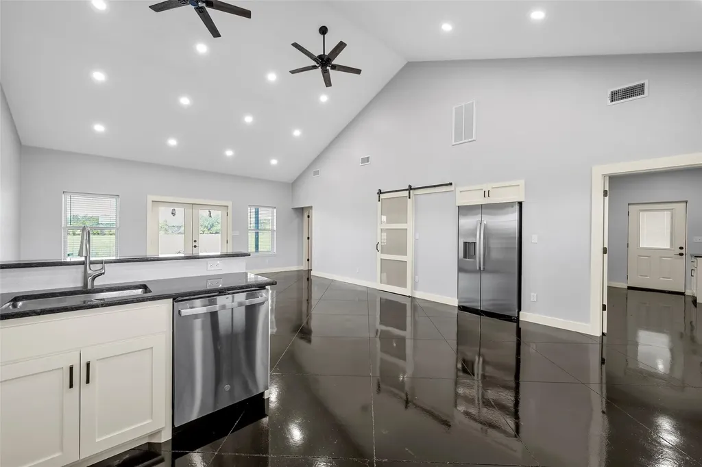 611 Talbert Ranch Road China Spring TX 76633