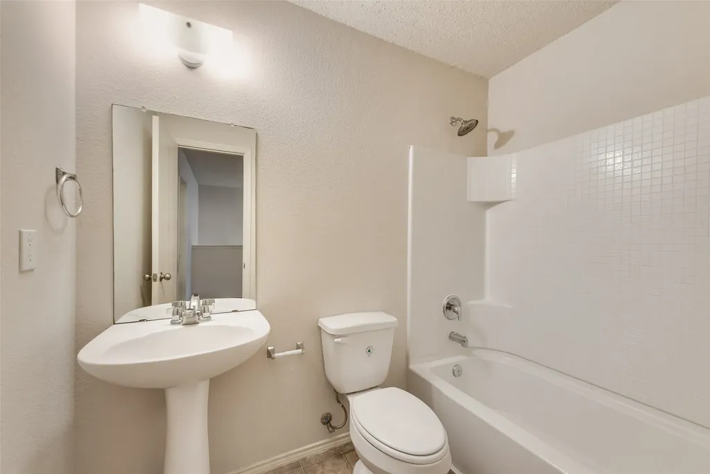 124 Independence Avenue Venus TX 76084