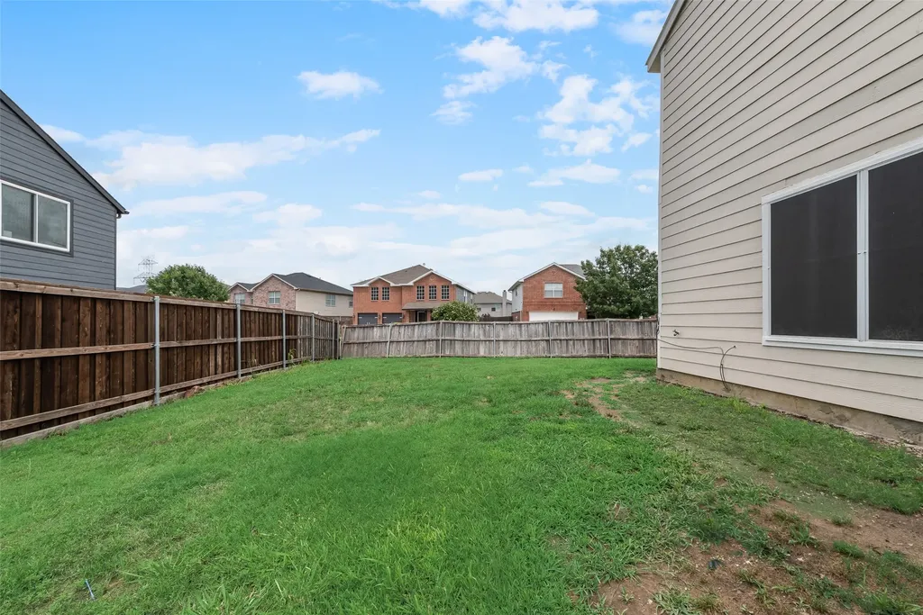 124 Independence Avenue Venus TX 76084