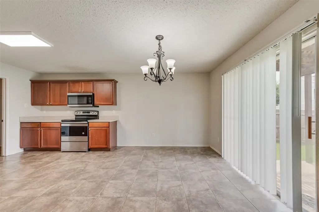 124 Independence Avenue Venus TX 76084