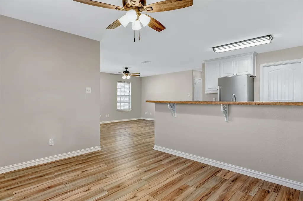 1110-1112 N Main Street Bonham TX 75418