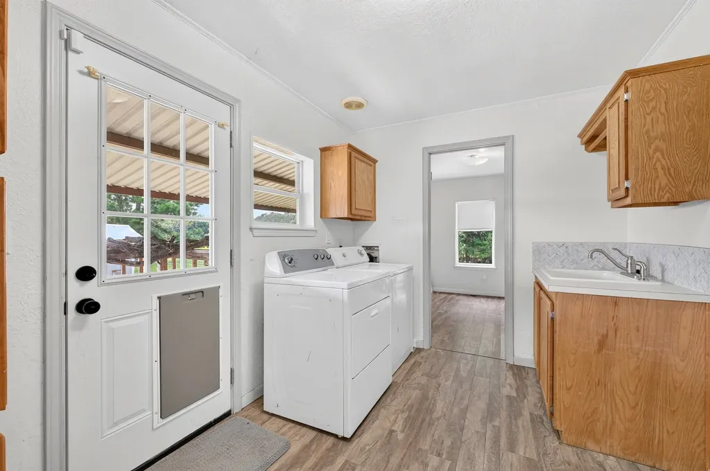 923 County Road 2415 Honey Grove TX 75446
