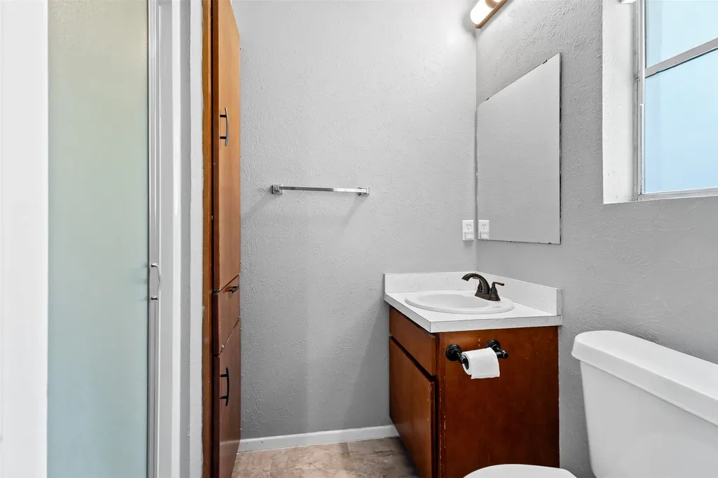 6204 Creek Crossing Road Alvarado TX 76009