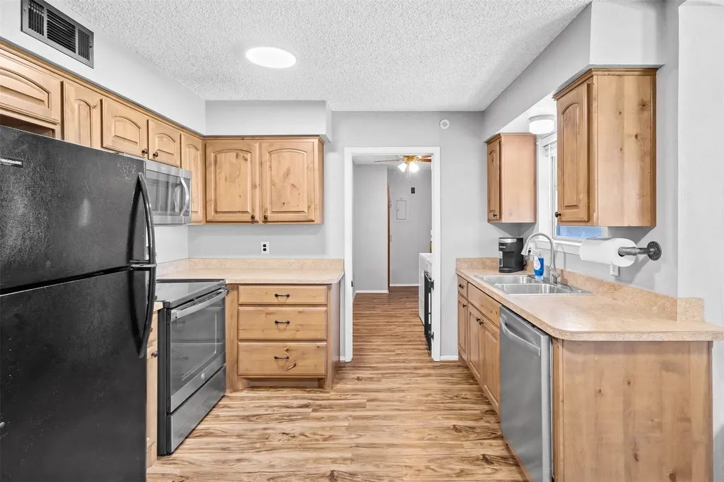 6204 Creek Crossing Road Alvarado TX 76009