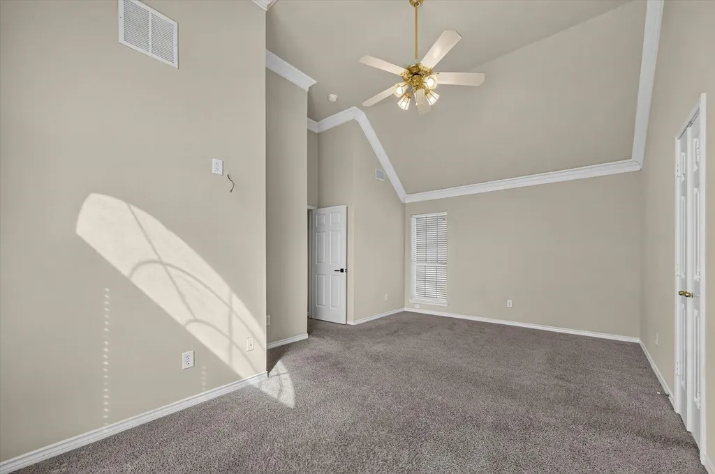 400 Breakers Point Court Irving TX 75063