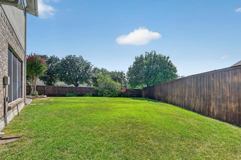 400 Breakers Point Court Irving TX 75063