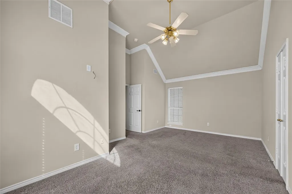 400 Breakers Point Court Irving TX 75063