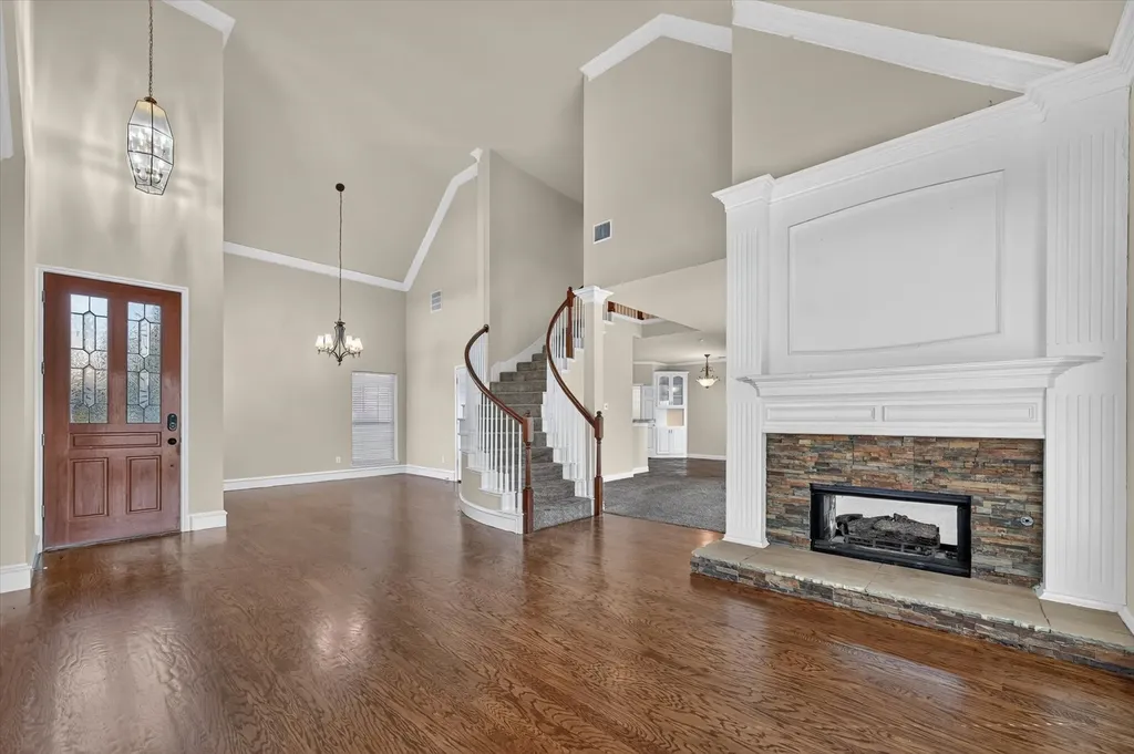 400 Breakers Point Court Irving TX 75063