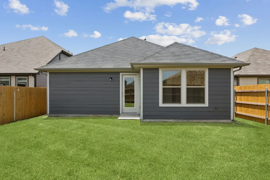 123 Longhorn Lane Lavon TX 75166