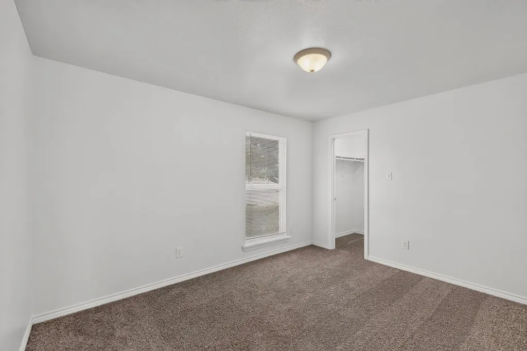 5620 Norris Street Fort Worth TX 76119