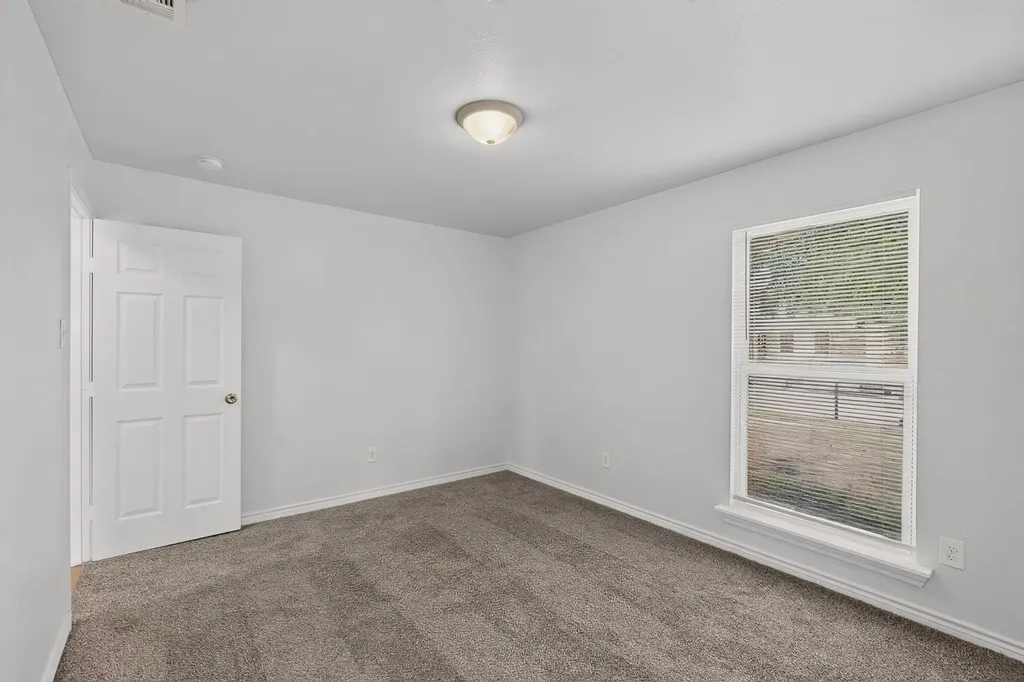 5620 Norris Street Fort Worth TX 76119