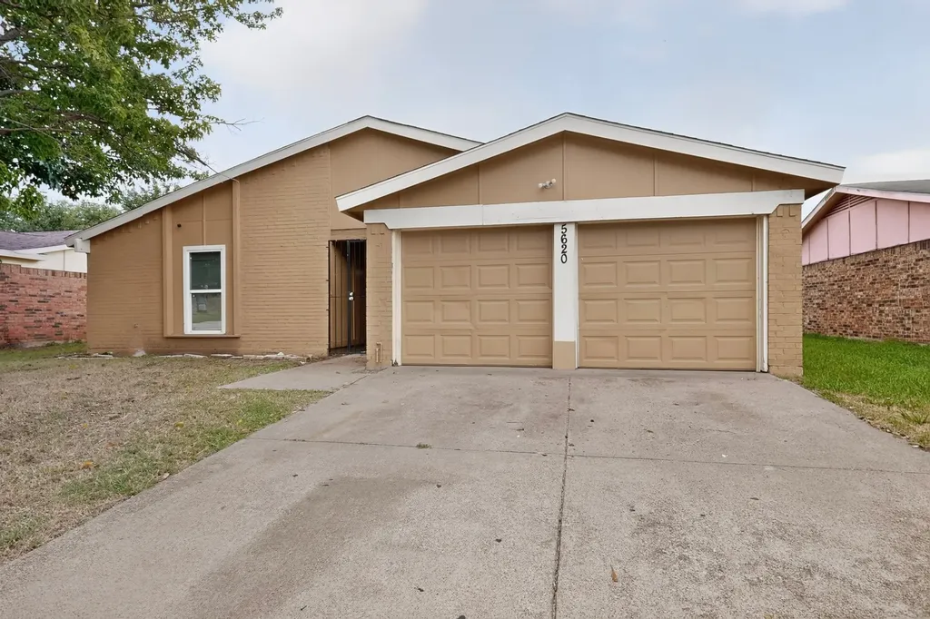 5620 Norris Street Fort Worth TX 76119