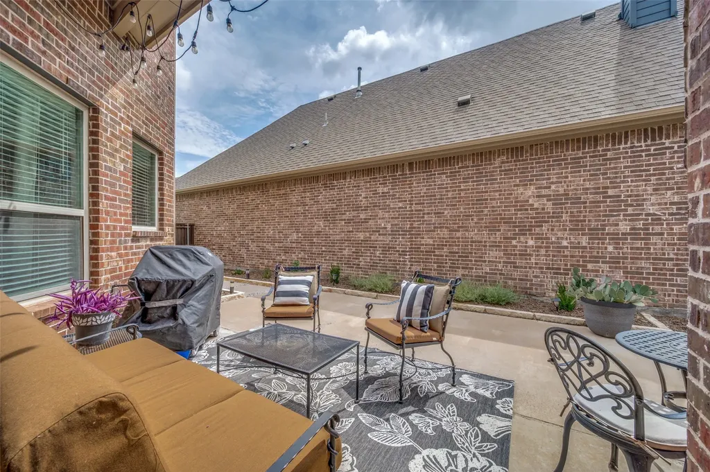 610 Enfield Drive Frisco TX 75036