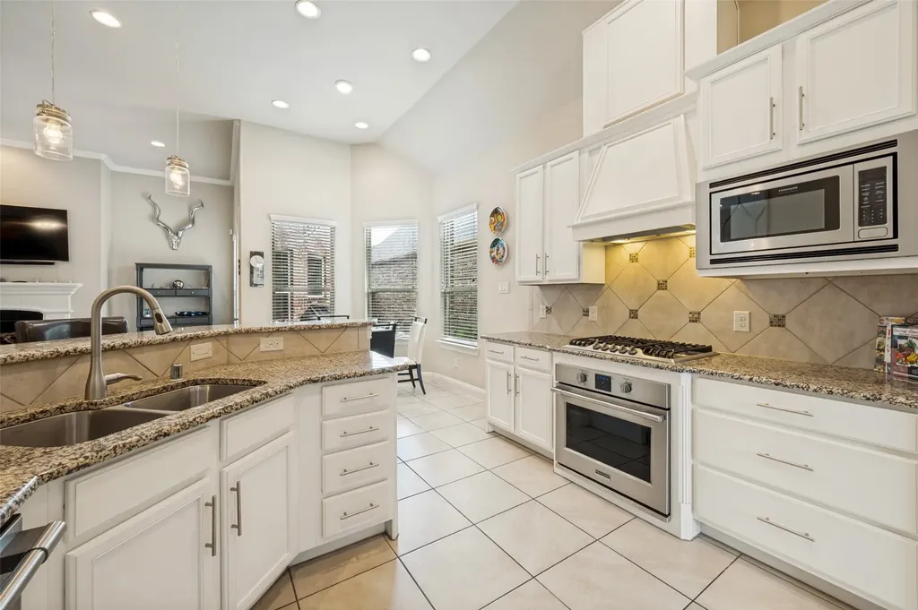 610 Enfield Drive Frisco TX 75036