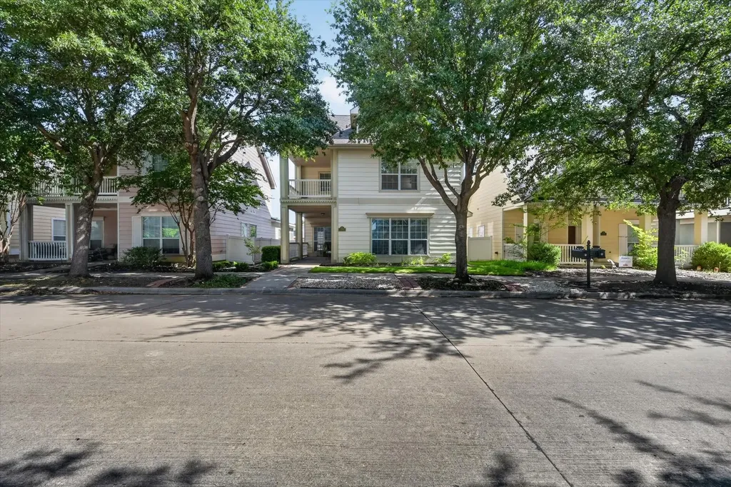 1209 Chattahoochee Drive Savannah TX 76227