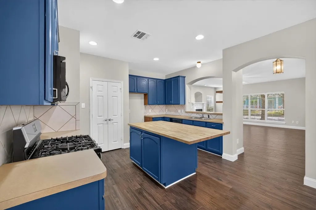 1209 Chattahoochee Drive Savannah TX 76227