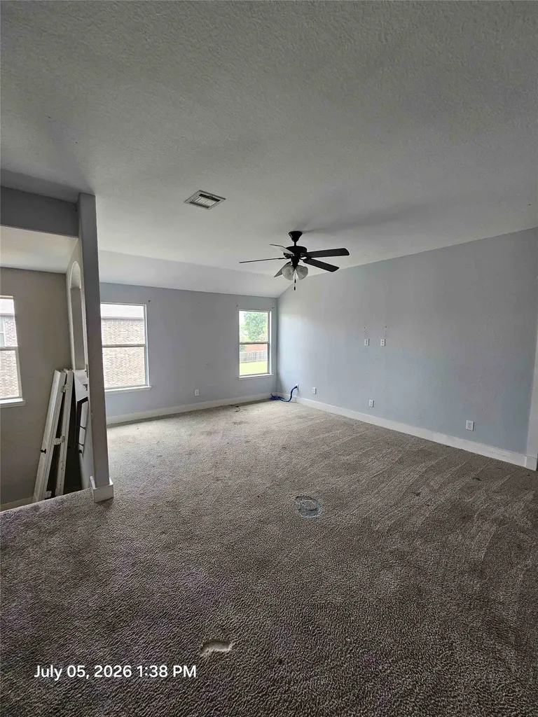 200 Burnett Drive Lavon TX 75166