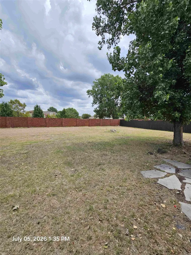 200 Burnett Drive Lavon TX 75166