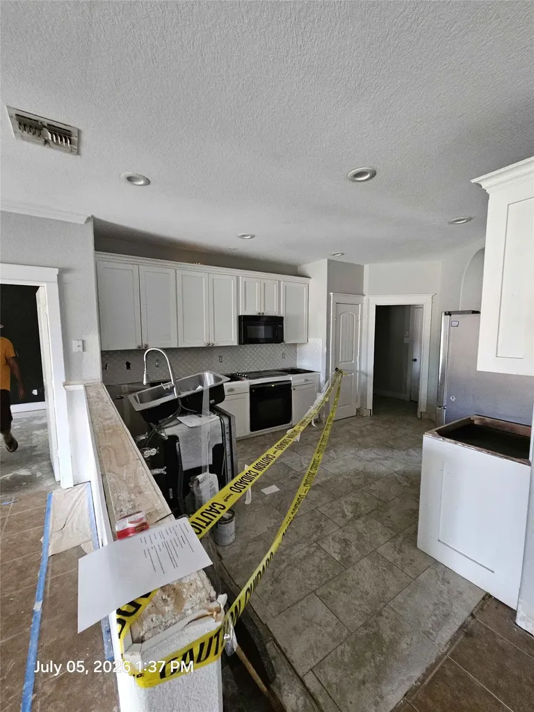 200 Burnett Drive Lavon TX 75166