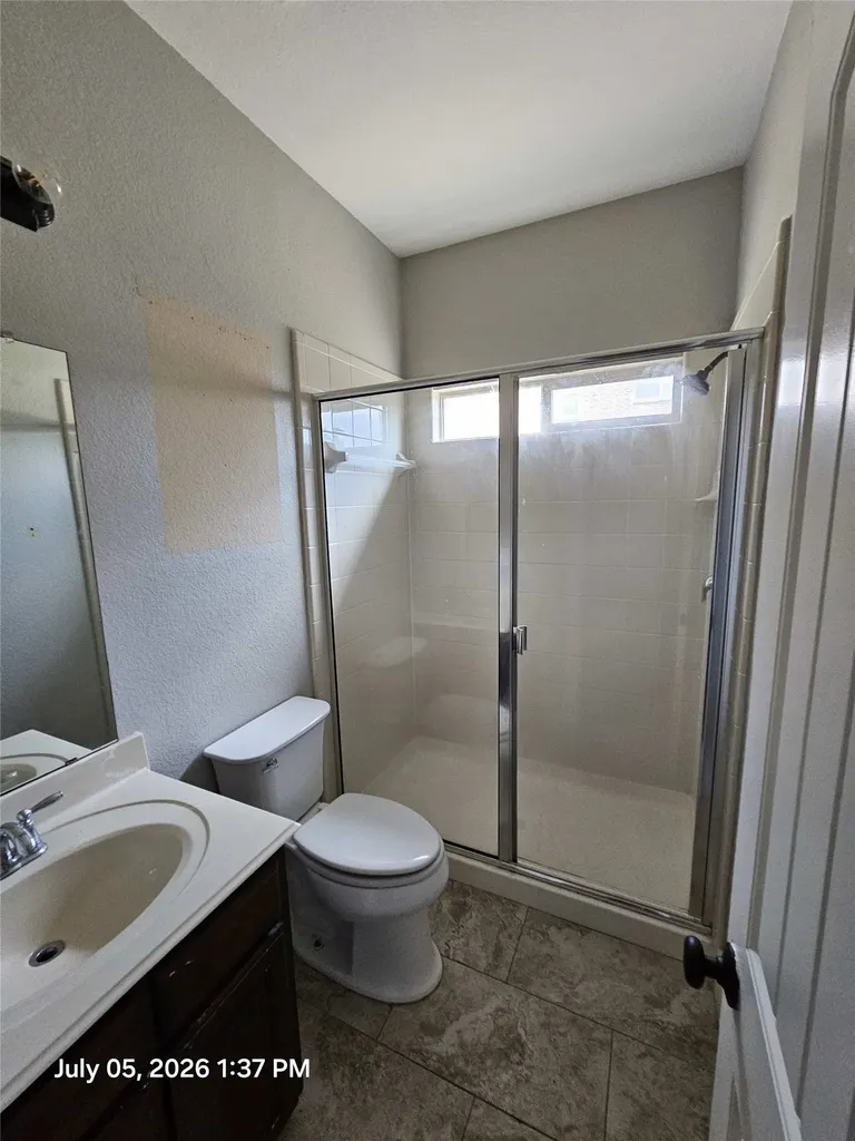 200 Burnett Drive Lavon TX 75166