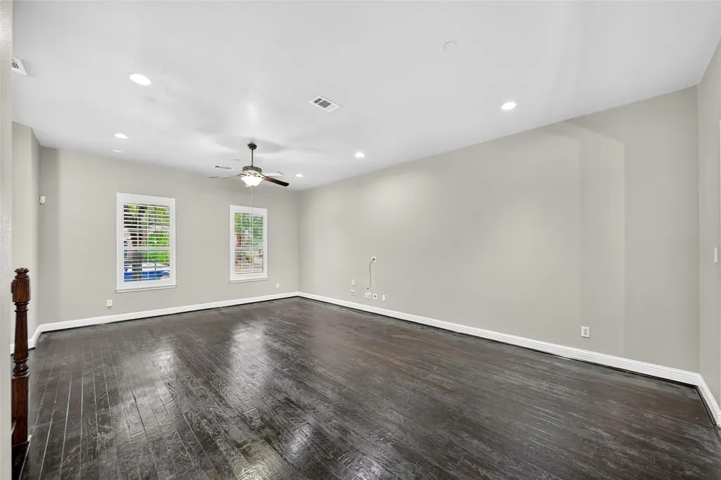 8607 Calvin Road Irving TX 75063