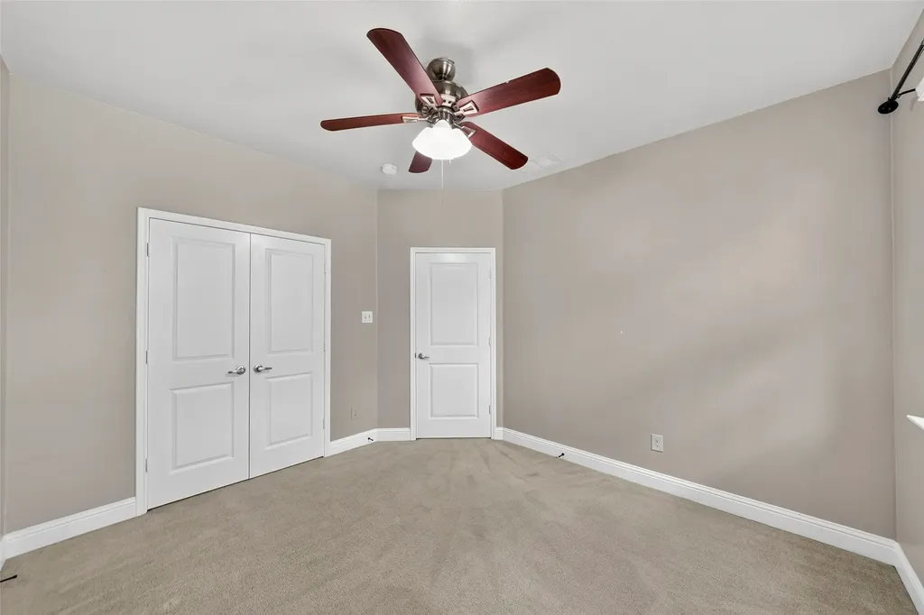 8607 Calvin Road Irving TX 75063