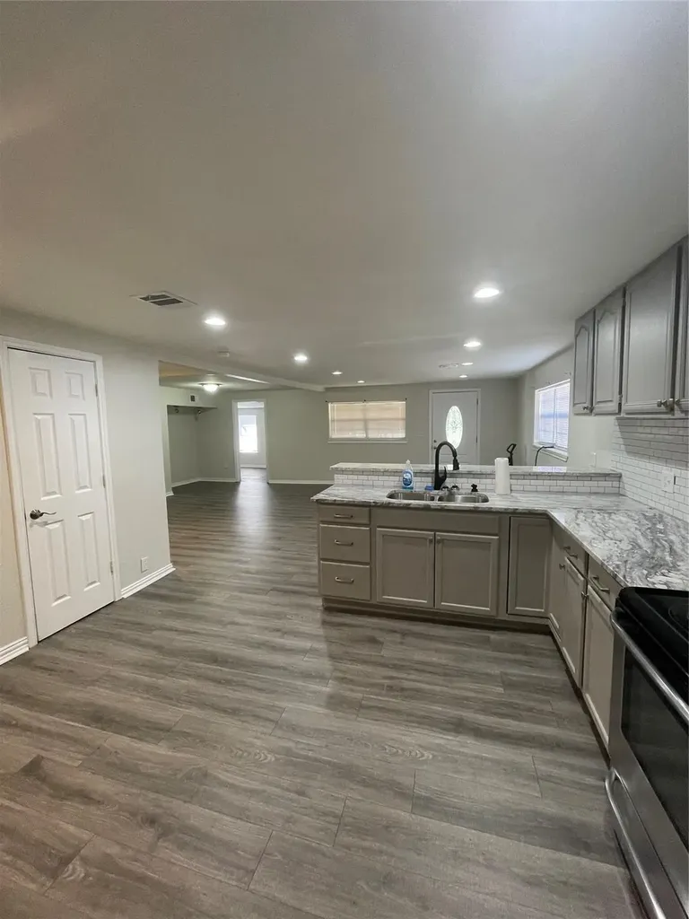 1325 Acorn Lane Seven Points TX 75143
