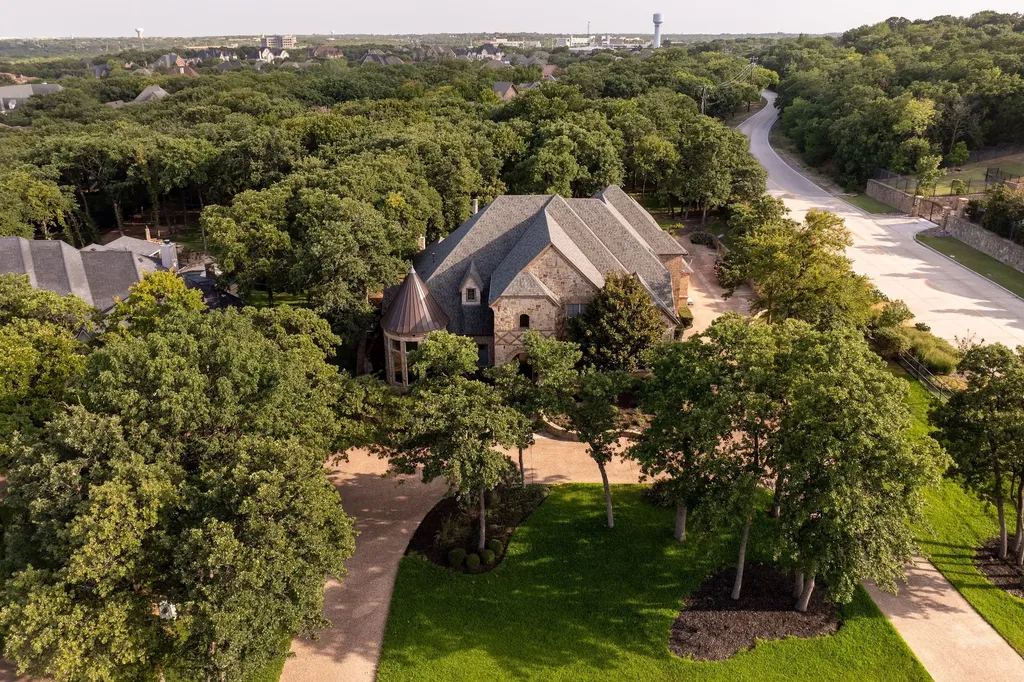 613 Silver Spur Drive Southlake TX 76092
